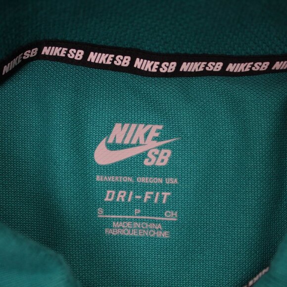 Nike SB Pique Polo Shirt Men Small Green Dri-Fit Vented Cotton/Poly S/S Pullover - Picture 8 of 15